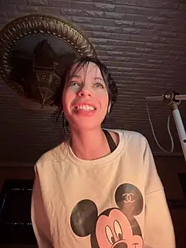 Snapshot of ORLA86 chatting on 09-25-25, 09:35 ORLA86 online show from 09-25-25, 09:35