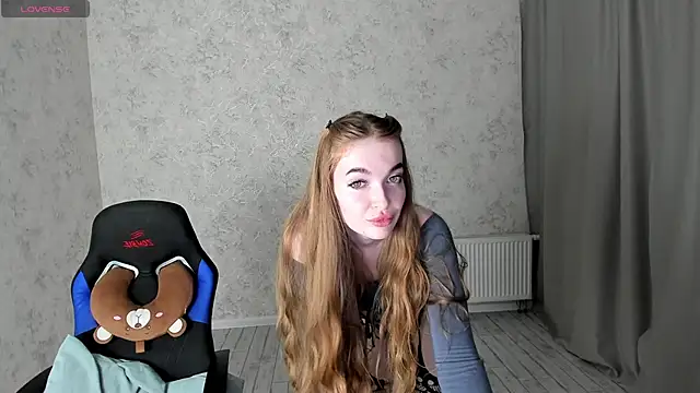 LissaCain online show from 12-04-24, 03:48