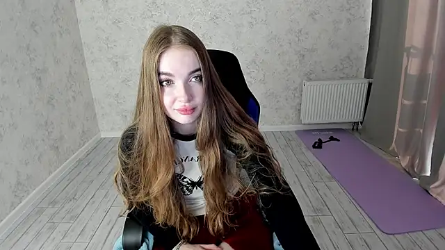 LissaCain online show from 02-20-25, 03:23