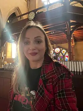 Snapshot of LadyTatiana_Madam chatting on 02-02-25, 01:52 LadyTatiana Madam online show from 02-02-25, 01:52