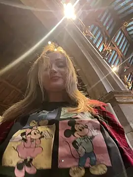 Snapshot of LadyTatiana_Madam chatting on 03-07-25, 03:39 LadyTatiana Madam online show from 03-07-25, 03:39