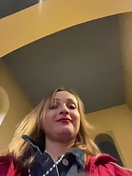 Snapshot of LadyTatiana_Madam chatting on 11-22-25, 03:00 LadyTatiana Madam online show from 11-22-25, 03:00