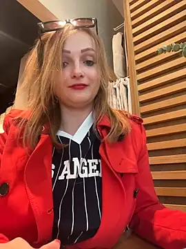 Snapshot of LadyTatiana_Madam chatting on 12-14-25, 02:22 LadyTatiana Madam online show from 12-14-25, 02:22