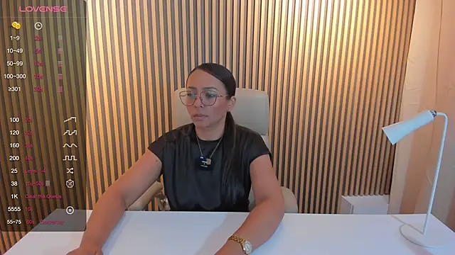 lulu 072 online show from 02-26-25, 12:14