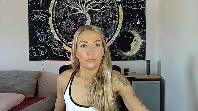 SexxyLiviaa online show from 07-25-26, 05:38