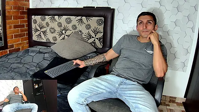 Marck Muscle online show from 12-02-24, 02:31