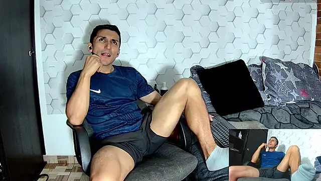 Marck Muscle online show from 12-13-24, 04:54