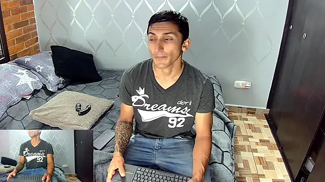 Marck Muscle online show from 12-27-24, 03:20