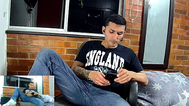 Marck Muscle online show from 12-29-24, 02:27