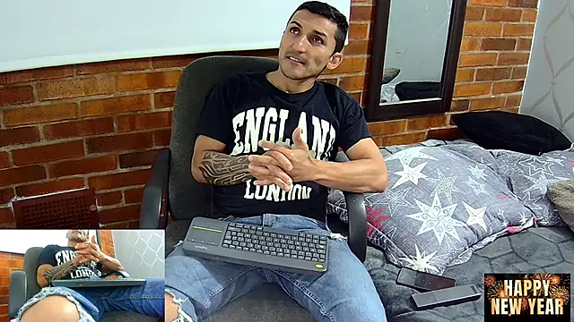 Marck Muscle online show from 12-31-24, 04:27