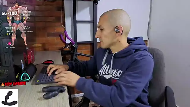 Marck Muscle online show from 03-26-26, 01:55