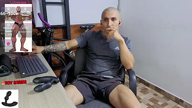 Snapshot of Marck_Muscle chatting on 04-30-26, 12:50 Marck Muscle online show from 04-30-26, 12:50