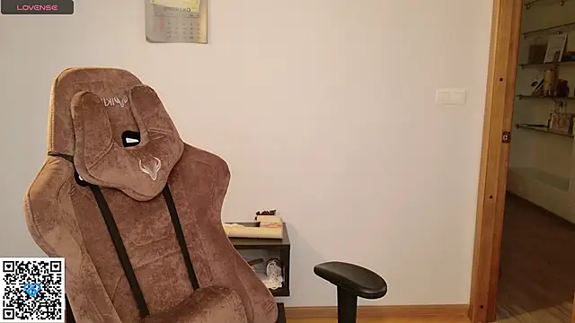 Neko Kimiko online show from 10-07-25, 10:34