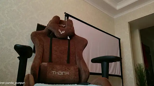 Snapshot of Neko_Kimiko chatting on 03-04-26, 11:49 Neko Kimiko online show from 03-04-26, 11:49