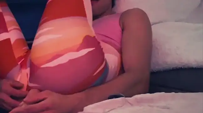 Snapshot of BodyandlegginLover chatting on 01-24-25, 11:48 BodyandlegginLover online show from 01-24-25, 11:48