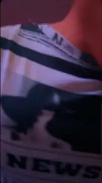 Snapshot of BodyandlegginLover chatting on 09-16-25, 07:53 BodyandlegginLover online show from 09-16-25, 07:53