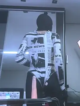 Snapshot of BodyandlegginLover chatting on 10-22-25, 06:13 BodyandlegginLover online show from 10-22-25, 06:13