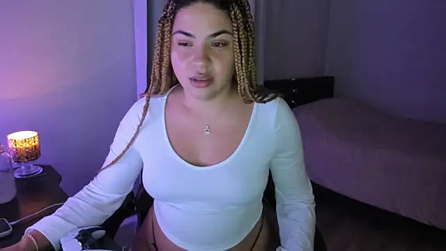 MelSaunders online show from 12-24-24, 03:16