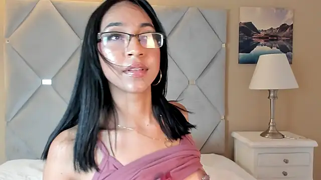 AbrilBrent online show from 03-08-25, 07:27