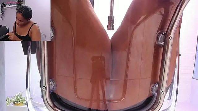 Snapshot of BrianaHazel chatting on 02-20-25, 11:54 BrianaHazel online show from 02-20-25, 11:54