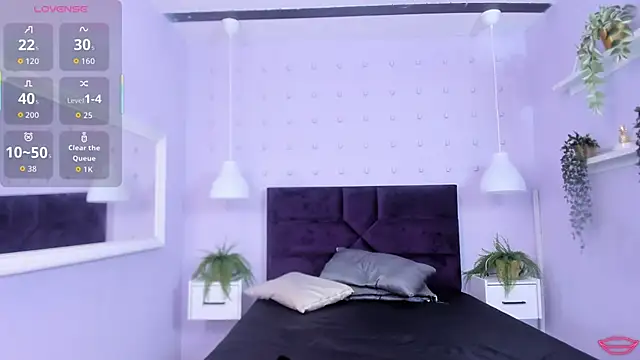 Snapshot of BrianaHazel chatting on 09-12-25, 11:48 BrianaHazel online show from 09-12-25, 11:48