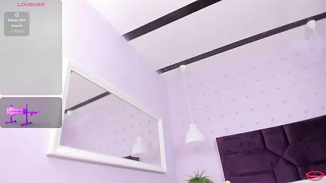 Snapshot of BrianaHazel chatting on 09-24-25, 11:30 BrianaHazel online show from 09-24-25, 11:30