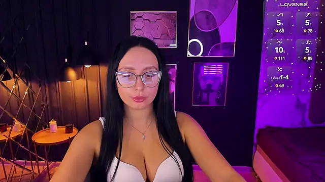 Christy Calypso online show from 12-10-24, 02:05