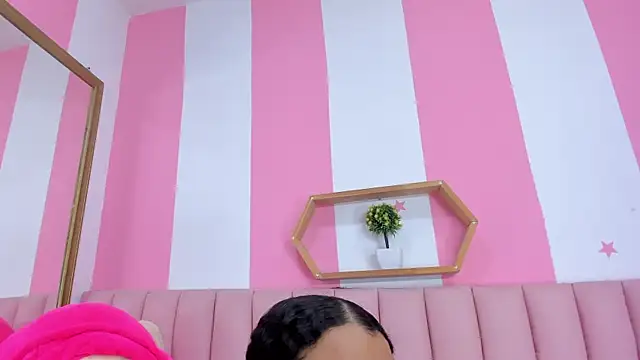 ISABELLA 020 online show from 03-14-26, 12:10