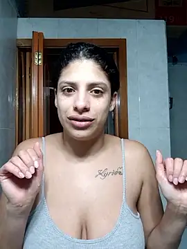 Snapshot of Shura_xxxBig chatting on 09-21-25, 12:45 Shura xxxBig online show from 09-21-25, 12:45