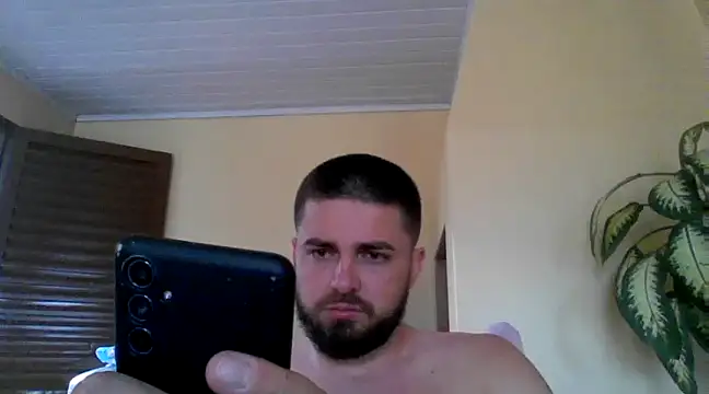 Snapshot of Dat1994 chatting on 12-13-24, 11:45 Dat1994 online show from 12-13-24, 11:45