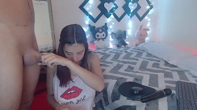 Snapshot of TOM_NATASHA chatting on 01-26-25, 01:04 TOM NATASHA online show from 01-26-25, 01:04