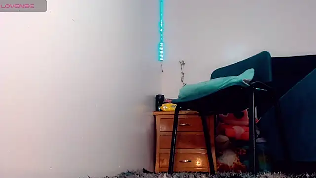 Snapshot of _Riannagarcia_ chatting on 11-27-25, 03:30 Riannagarcia online show from 11-27-25, 03:30