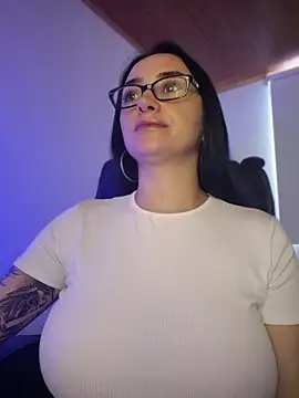 preetypeach online show from 04-22-26, 09:05