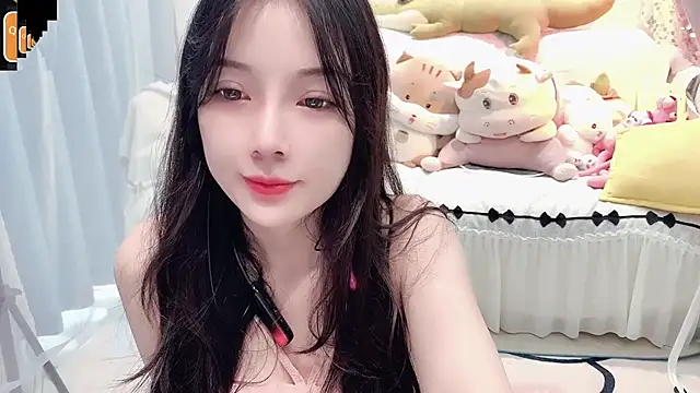 AKiKi711 online show from 09-15-25, 05:07