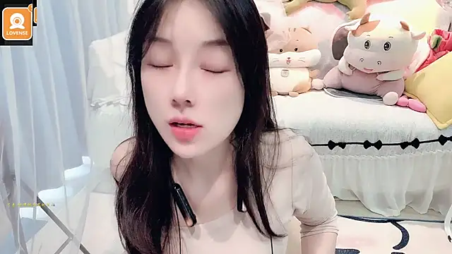 AKiKi711 online show from 09-24-25, 03:43