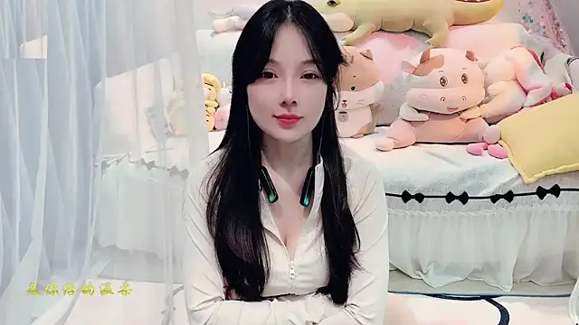 AKiKi711 online show from 09-27-25, 04:34