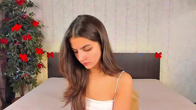 Milana Crystal  online show from 01-03-25, 08:10