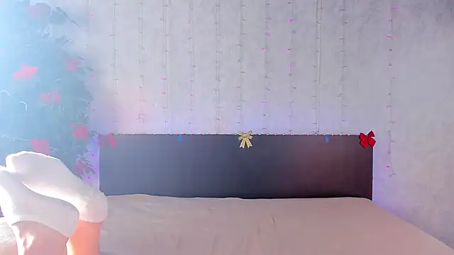 Milana Crystal  online show from 01-05-25, 11:37