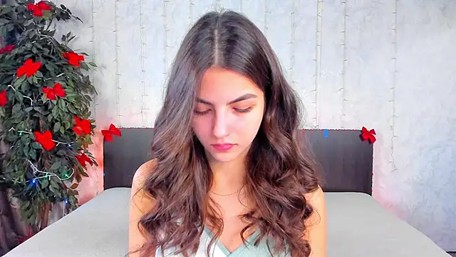 Milana Crystal  online show from 01-21-25, 08:19