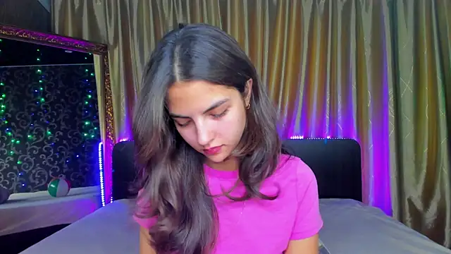 Milana Crystal  online show from 09-21-25, 07:10