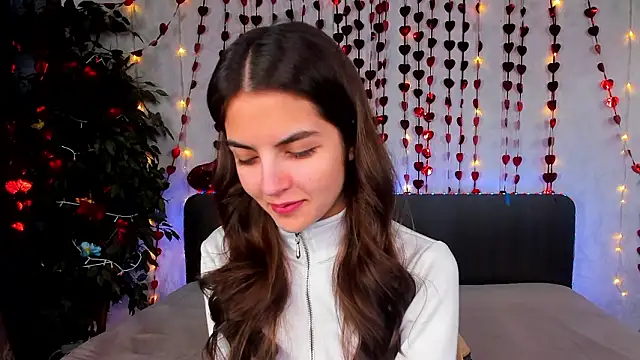 Milana Crystal  online show from 02-11-26, 08:08