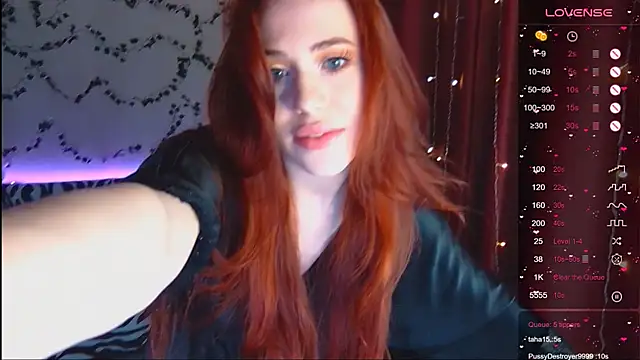 Snapshot of Sidney_blush chatting on 03-06-25, 03:24 Sidney blush online show from 03-06-25, 03:24
