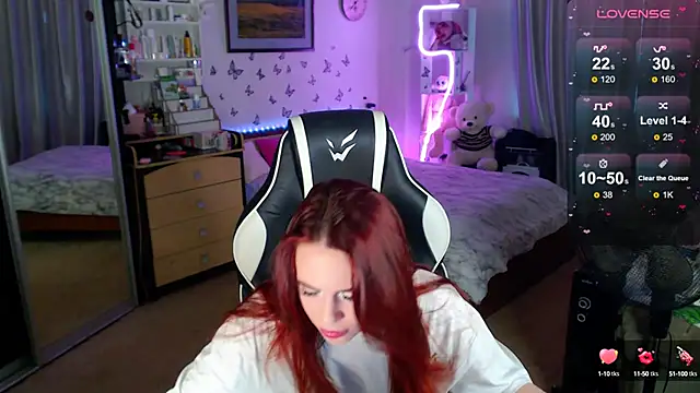 Snapshot of Sidney_blush chatting on 09-29-25, 07:02 Sidney blush online show from 09-29-25, 07:02