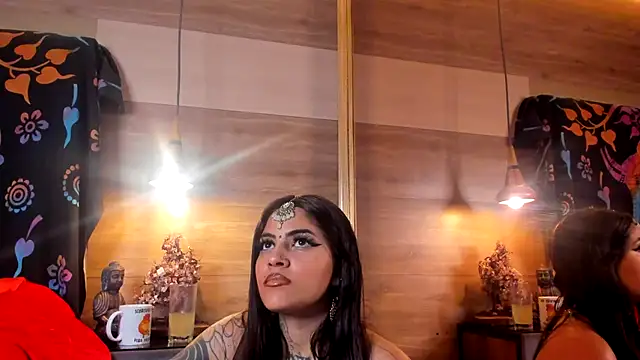 Cori Paige online show from 12-19-25, 11:45