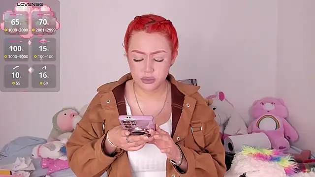 Yuna Hot online show from 10-22-25, 05:30