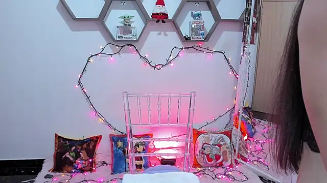 SharonSander online show from 12-28-24, 01:08