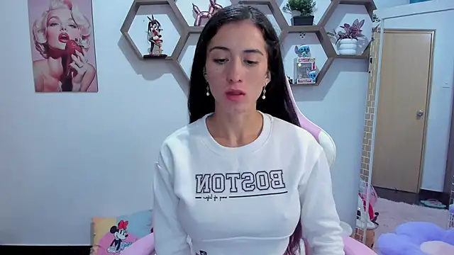 SharonSander online show from 02-12-25, 04:23