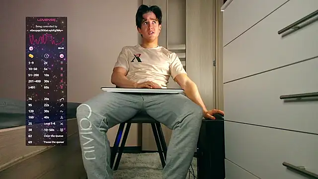 ChristianLevine  online show from 03-17-26, 07:33