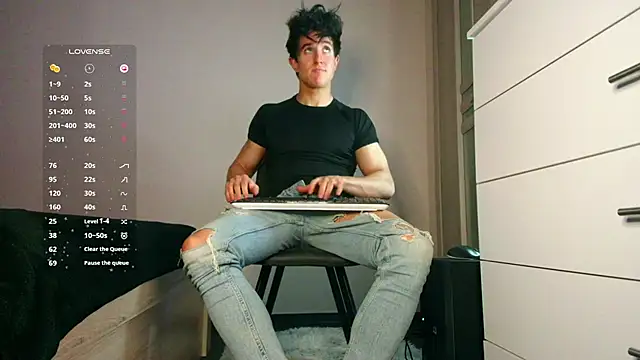 ChristianLevine  online show from 03-29-26, 07:30