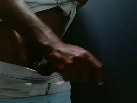 Snapshot of phbbcsham chatting on 01-02-25, 11:06 phbbcsham online show from 01-02-25, 11:06